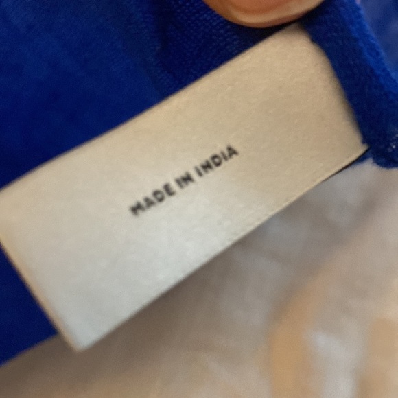 Paul Smith Linen Scarf Embroidered Logo - Picture 5 of 6